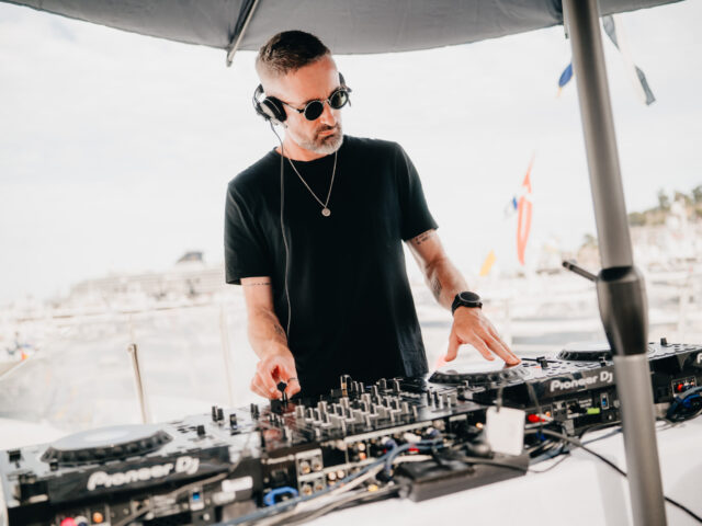 Daytime DJ